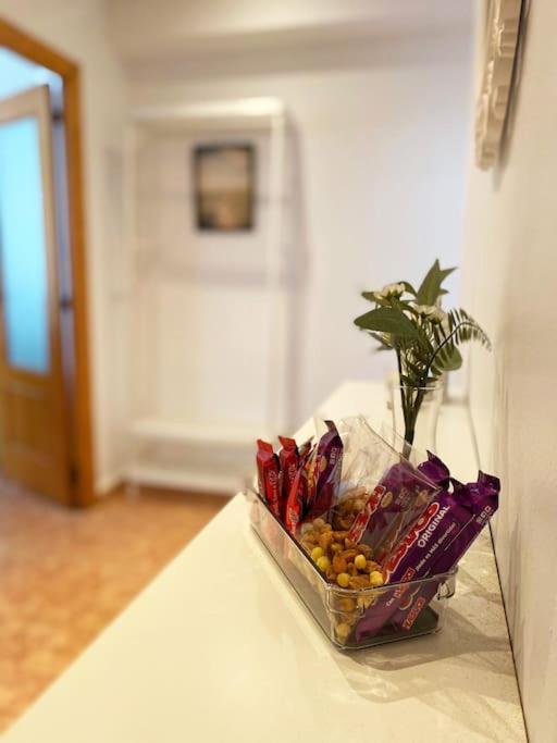 Rooms In Spacious Beach Flat In 발렌시아 외부 사진